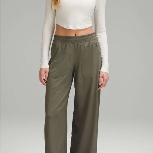 lululemon athletica Pants - Lululemon•Swift Mid-Rise Wide-Leg Pant•Stretch Woven•Army Green•NWOT•sz 14